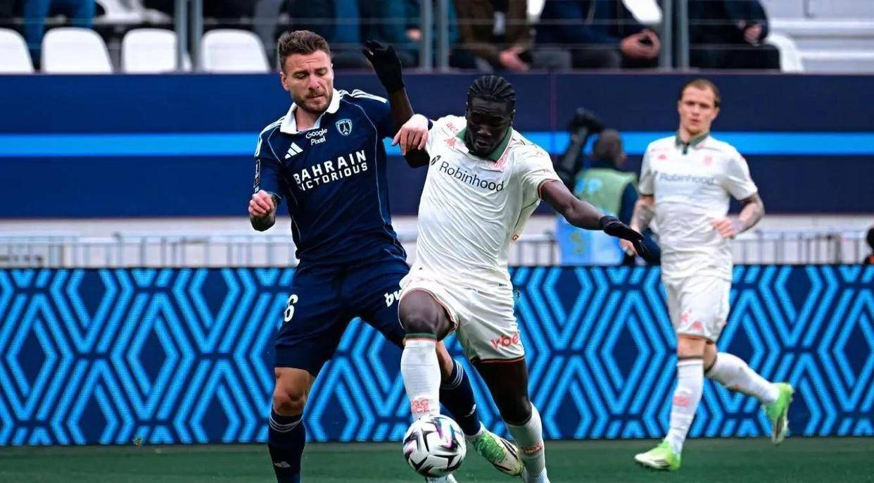 英雄联盟-包含瓦伦西亚迎葡超关键赛，今晨门线救险，悬念犹存，年轻球员得到机会的词条