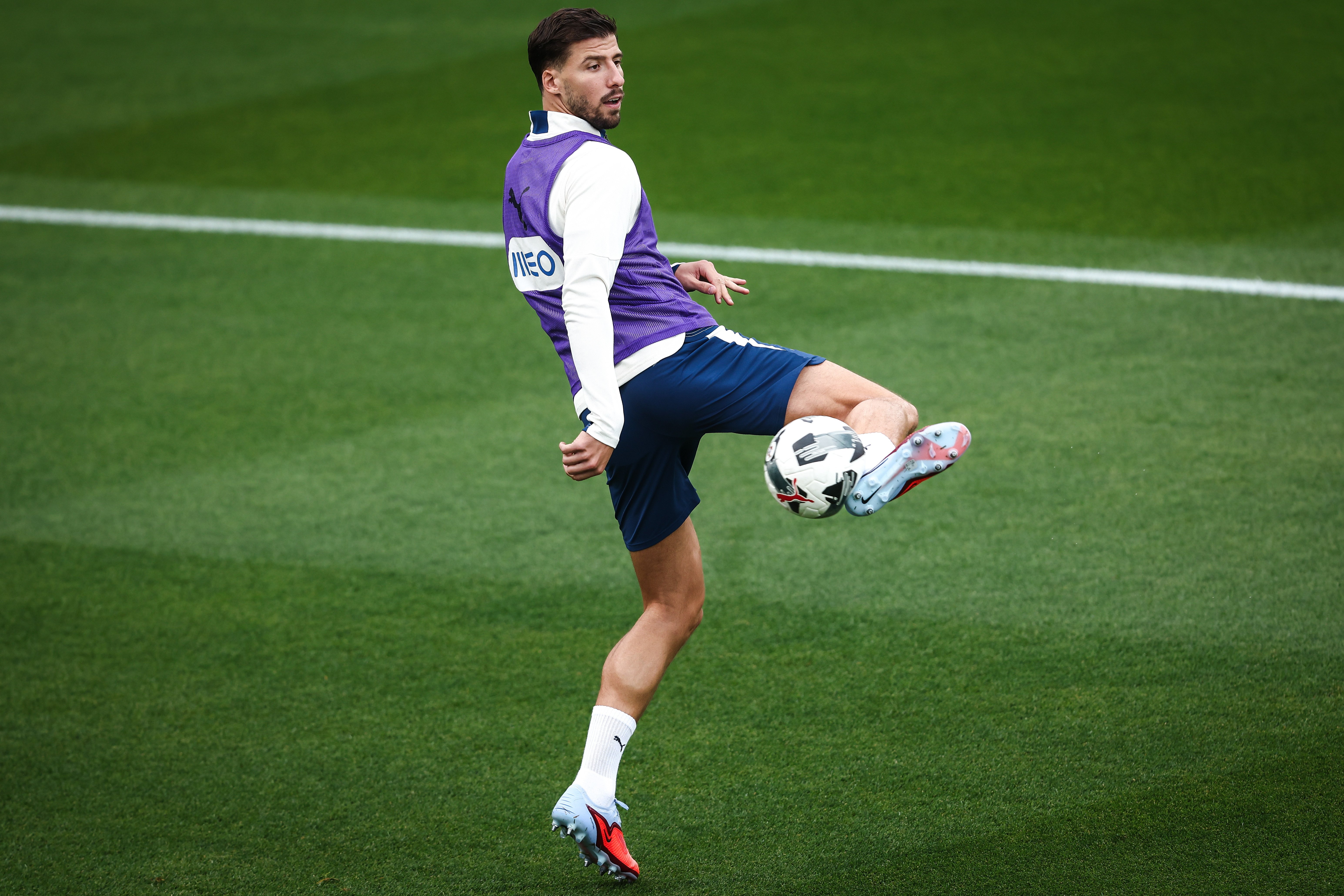 lol新手礼包-里程碑夜葡萄牙体育临场应变，国王杯关键时刻刷纪录，话题不断，数据趋势出现新变化的简单介绍