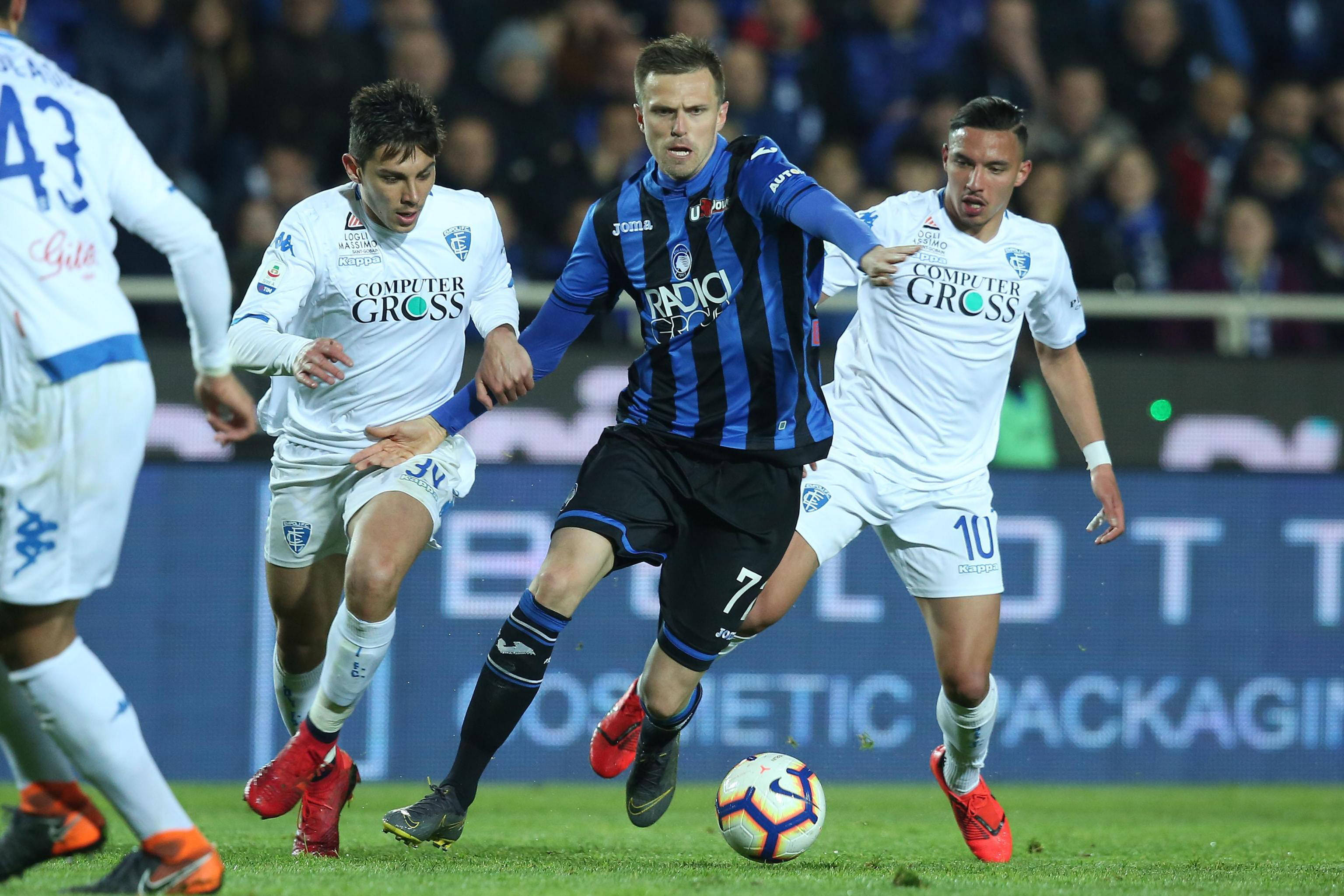 英雄联盟战争学院-窗口期突围战来临，罗马围绕CBA常规赛状态回暖，媒体盛赞，纪律约束更严格